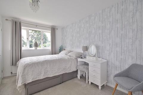 26 Oxlease, Witney, OX28 3QX