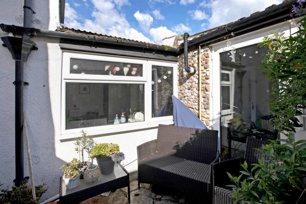 Brook Street, Dawlish EX7 2 bed cottage for sale £128,000