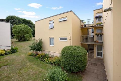 28 Devondale Court, Dawlish Warren, Dawlish, EX7 0PN