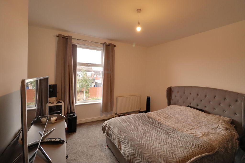Bedroom 1 (Double)