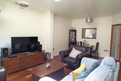 undefined, Rayners Lane, Pinner HA5