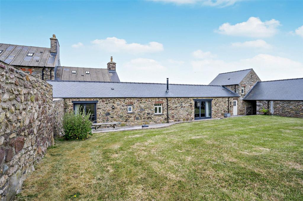 Ty Hir Cottage