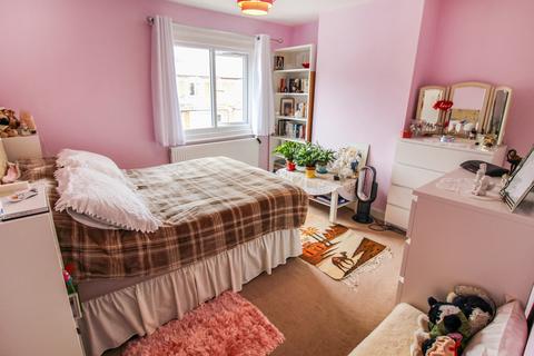 59 Connaught Road, Reading, RG30 2UD