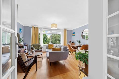 2 bedroom apartment for sale - Ikona Court, Weybridge, KT13