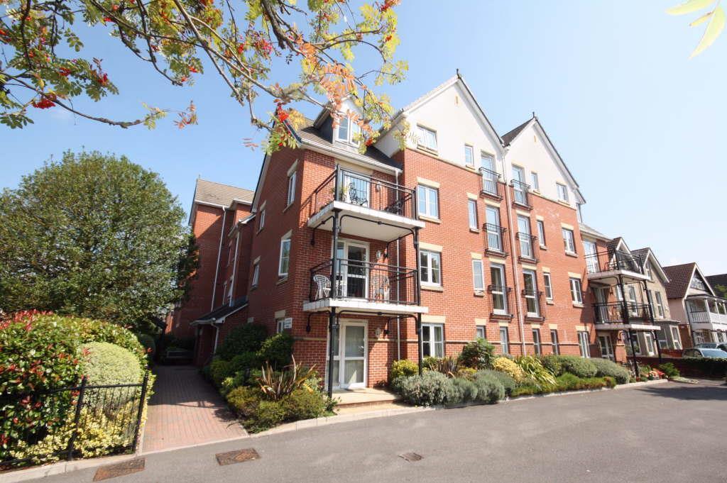 Archers Road, Eastleigh 1 bed flat £110,000