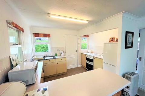 2 bedroom chalet for sale, Humberston Fitties, Humberston, Grimsby, N E Lincs, DN36 4EY