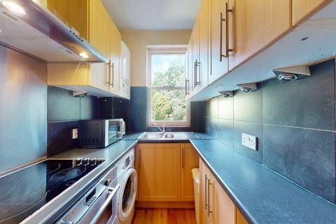 1 bedroom flat for sale, West Cromwell Road, London SW5