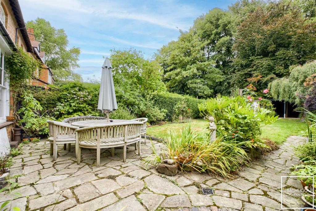 XT405812-HDR(3)-Edit.jpg
