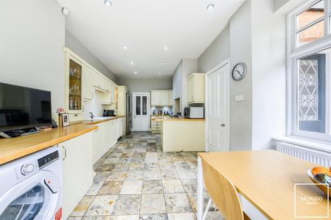 13 Barnsley Road, Birmingham, B17 8EB