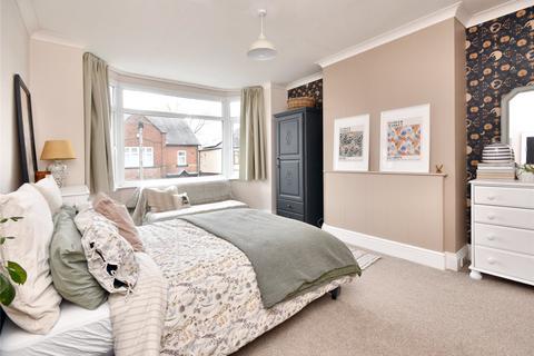 4 bedroom semi-detached house for sale, Park Avenue, Castleford, West Yorkshire