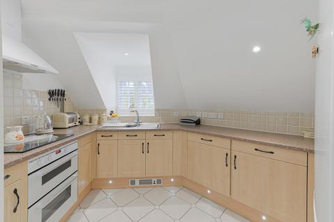1 Anisa Close, Kings Hill, West Malling, ME19 4EW