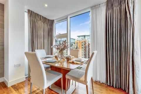 2 bedroom apartment to rent, Trafalgar House, Battersea Reach