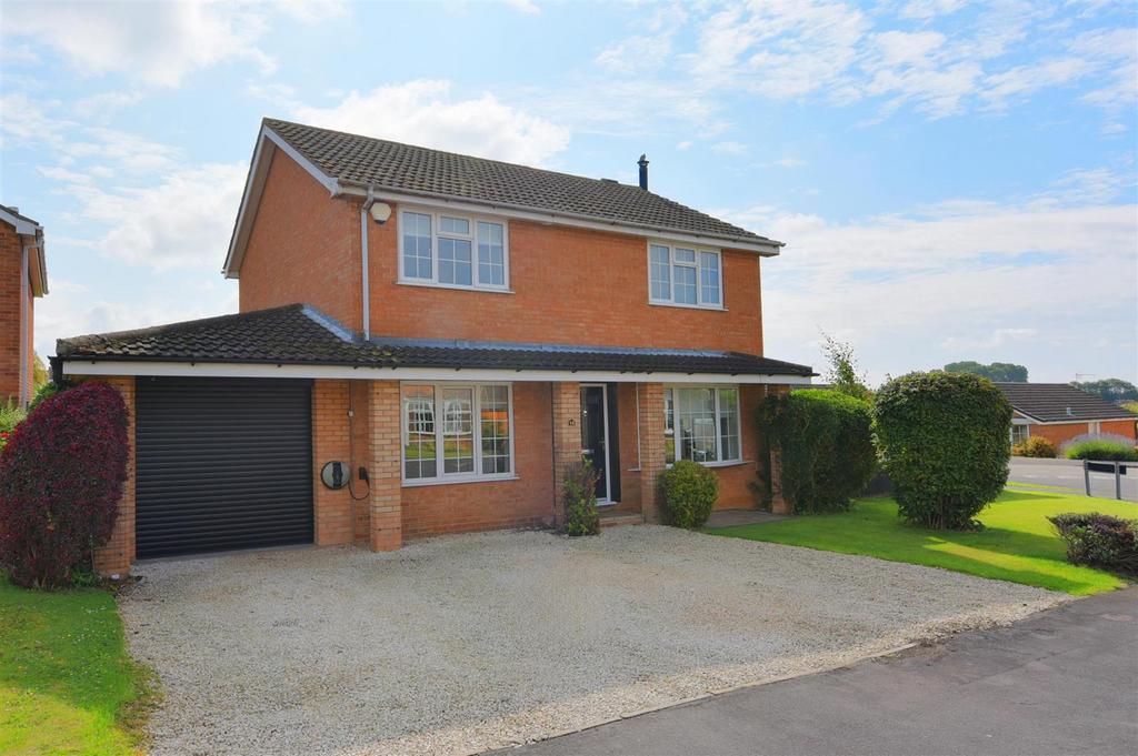 Weavers Close, Copmanthorpe, York 4 bed detached house for sale £550,000