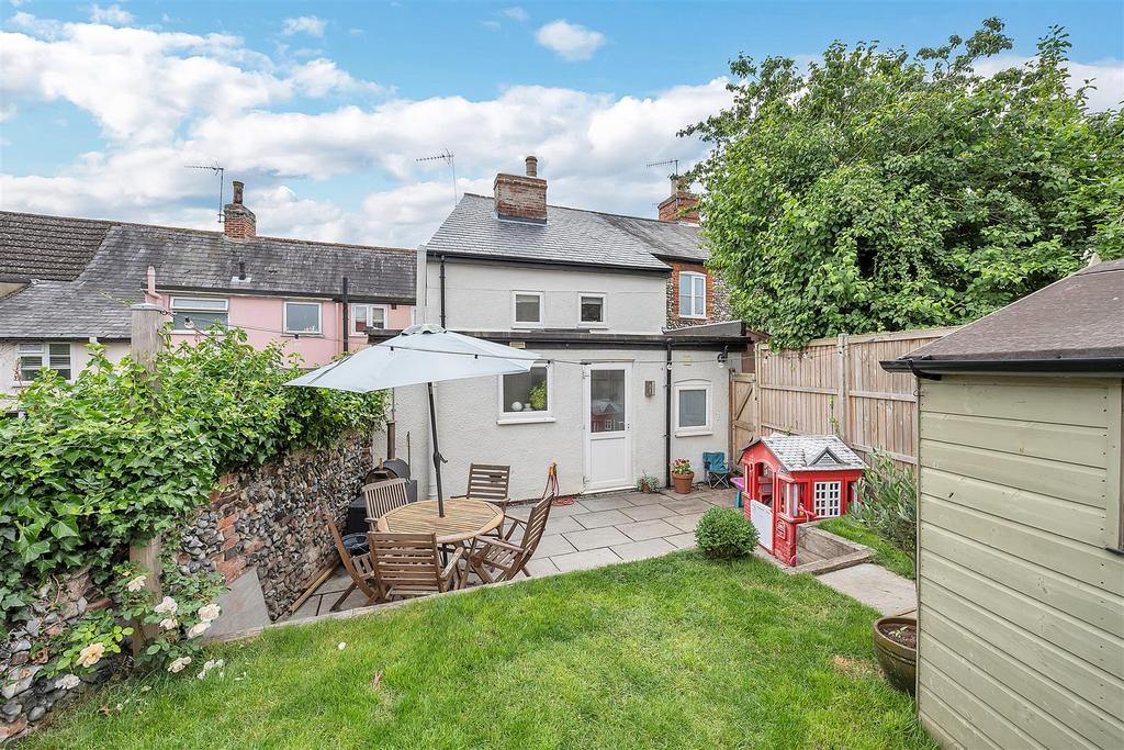 Cannon Street, Bury St. Edmunds 2 bed terraced house for sale £299,000
