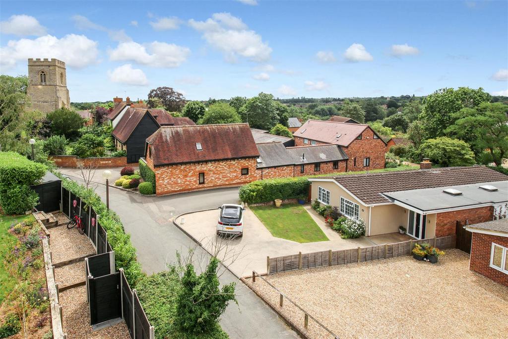 Church Lane, Loughton 4 bed detached bungalow £695,000