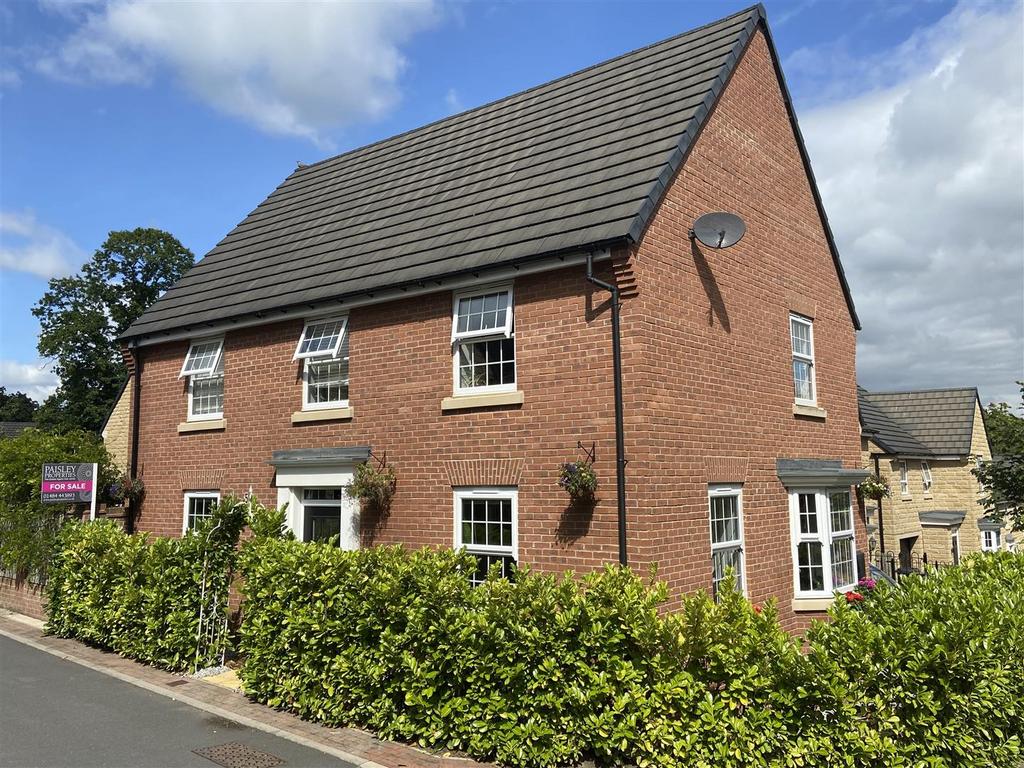 Sycamore Croft, Skelmanthorpe, Huddersfield, HD8 9UX 4 bed detached