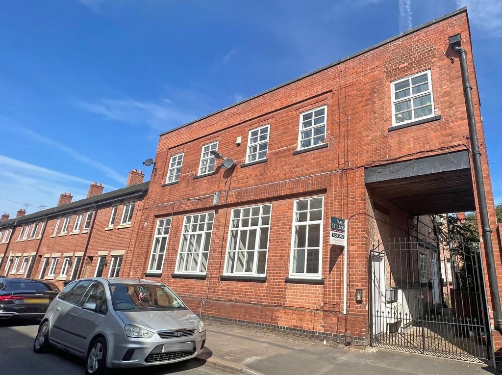 Nugent Street, West End, Leicester 2 bed apartment for sale £145,000