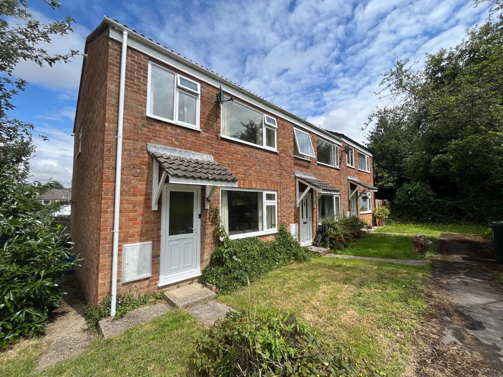 Coventry Close, Corfe Mullen, Wimborne 3 bed house £1,225 pcm (£283 pw)