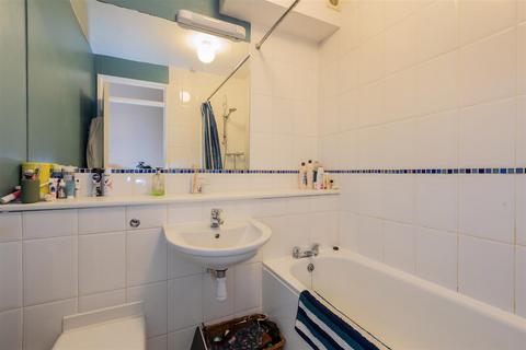 4 Bailey Close, Maidenhead, SL6 7YN