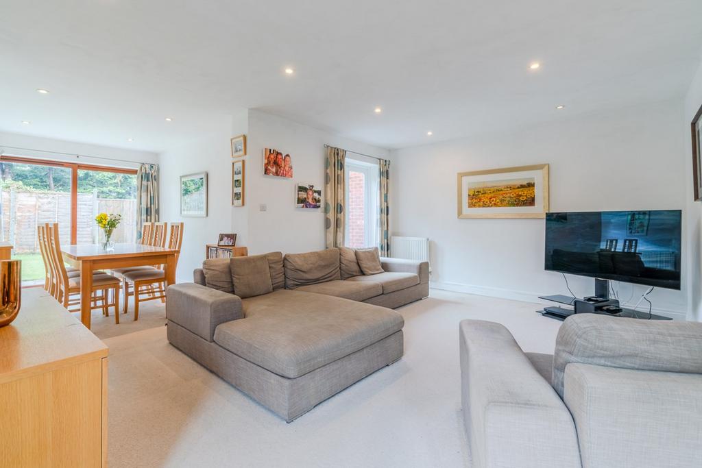 Croft Court, Cirencester Road, Charlton Kings, Cheltenham, GL53 3 bed