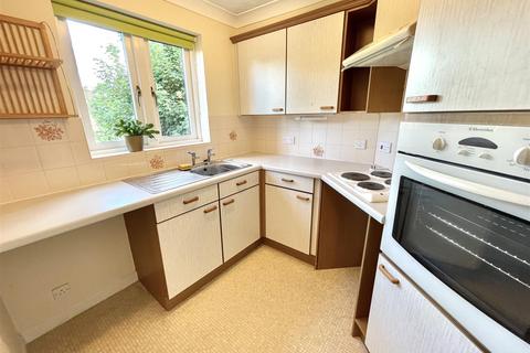 1 bedroom retirement property for sale, Georgian Court, Spalding