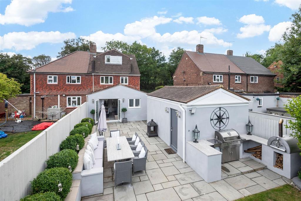 Garden kitchen &amp; patio