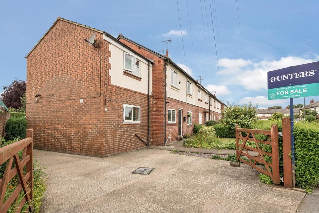 Westfield Crescent, Tadcaster 4 bed house for sale £295,000