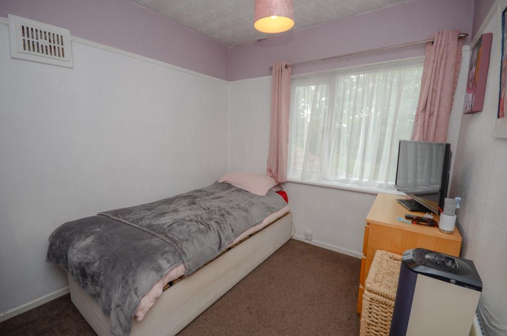 Bedroom 3.jpg