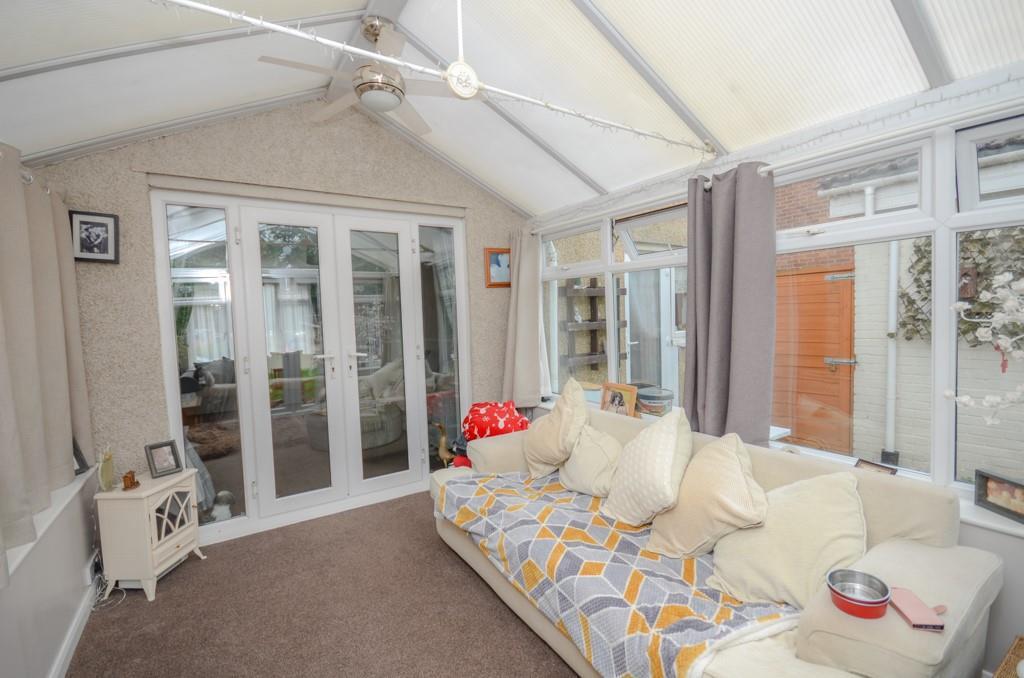 Conservatory pic 2.jpg