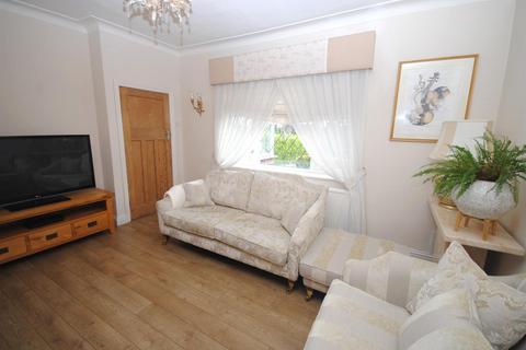 45 Selby Road, Garforth, Leeds, LS25 1LR