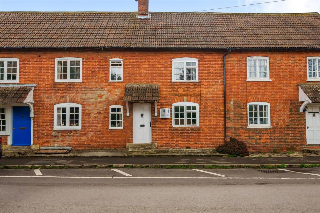 High Street, Bromham 2 bed terraced house for sale £225,000