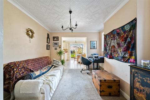 59 Worplesdon Road, Guildford, GU2 9RT
