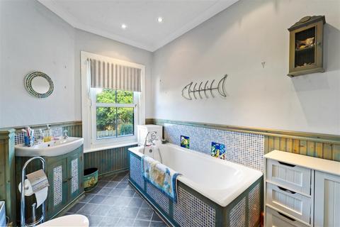 23 Browns Road, Surbiton, KT5 8ST