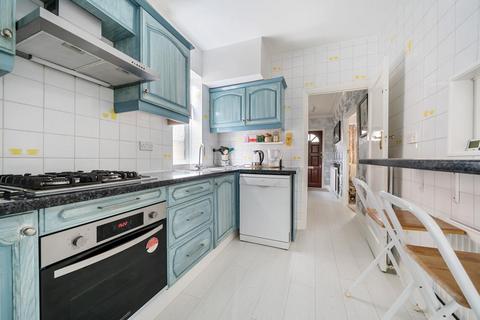 50 Linkside, London, N12 7LG