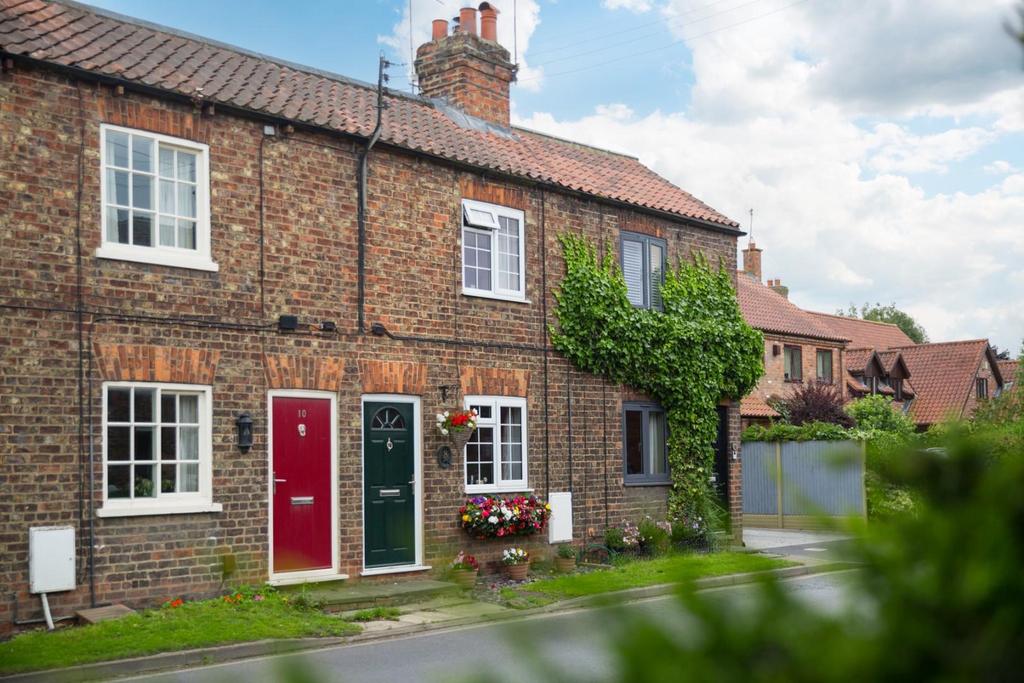 Main Street, Wheldrake, York 2 bed terraced house for sale £260,000