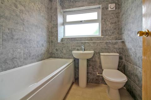 6 Coppice Close, Aylesbury, HP20 1XT