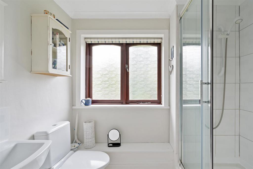 10 Walcot Green-5 lo.jpg