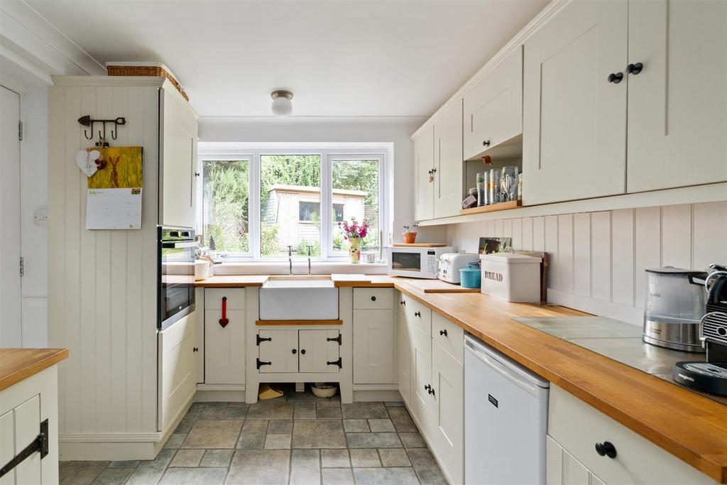 10 Walcot Green-12 lo.jpg