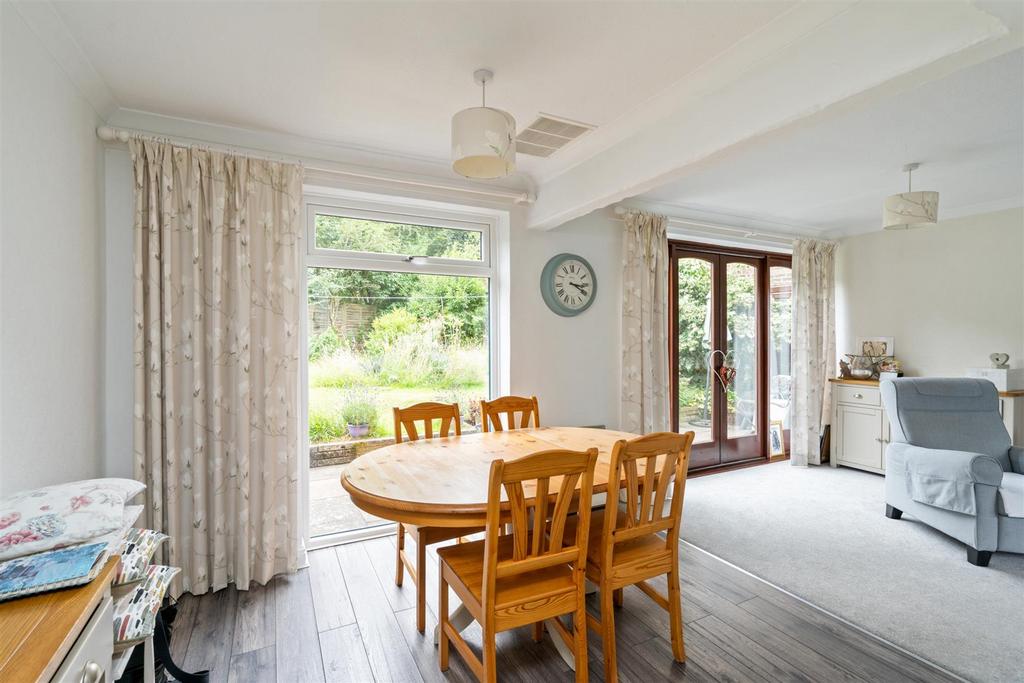 10 Walcot Green-13 lo.jpg