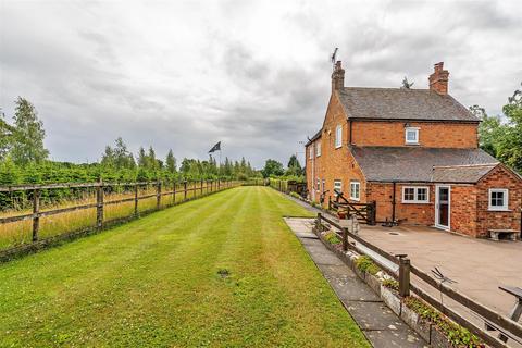 3 bedroom detached house for sale, Stratford Road, Hockley Heath, Solihull