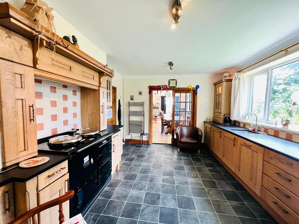 Pembroke 4 bed property with land for sale £698,000