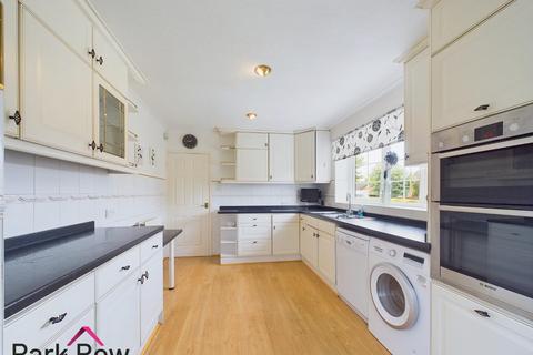 4 Ash Tree Garth, Barkston Ash, Tadcaster, LS24 9ET