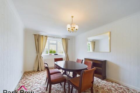 4 Ash Tree Garth, Barkston Ash, Tadcaster, LS24 9ET