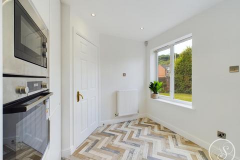 8 Boothroyd Drive, Leeds, LS6 2SA