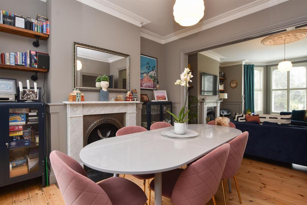 Lower Park Road, Hastings 4 bed terraced house £600,000