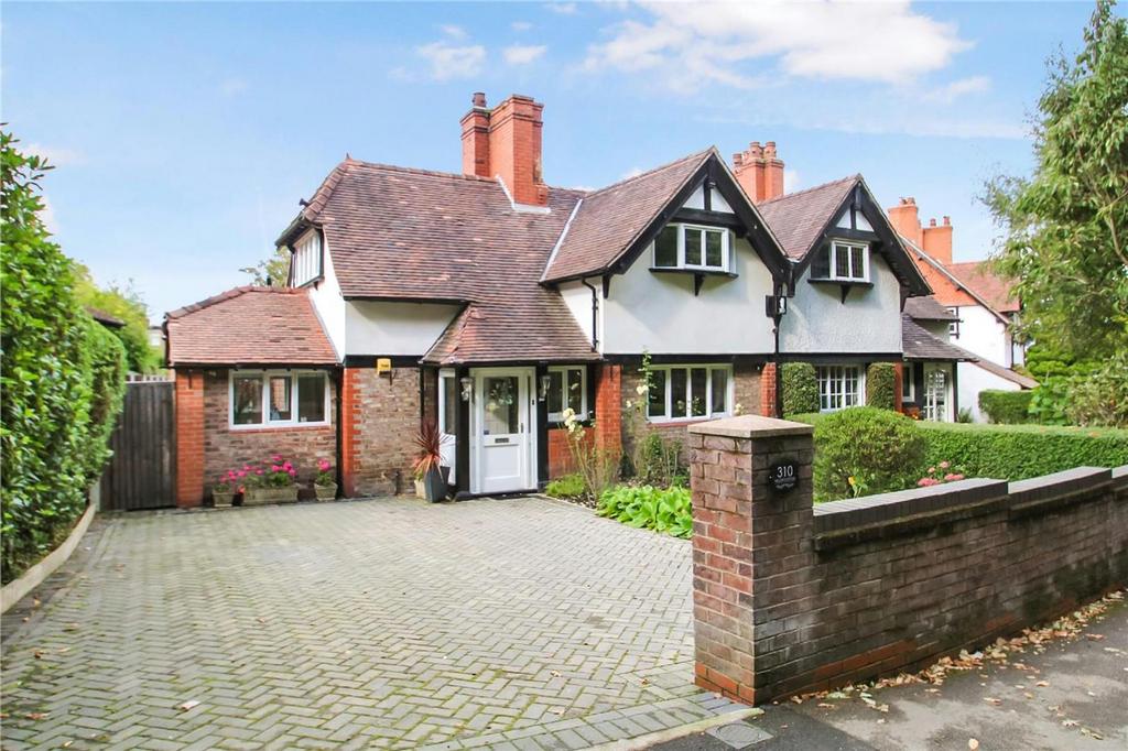 Oldfield Road, Altrincham 3 bed semidetached house for sale £600,000
