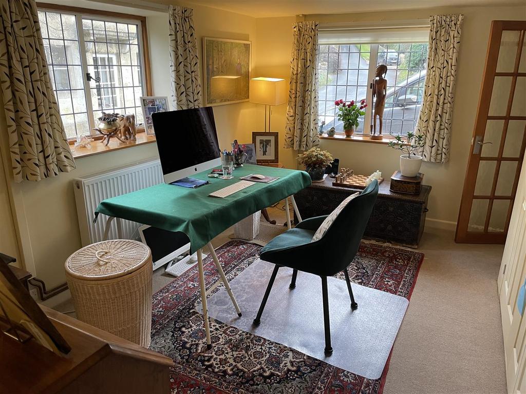 Dining Room.JPG