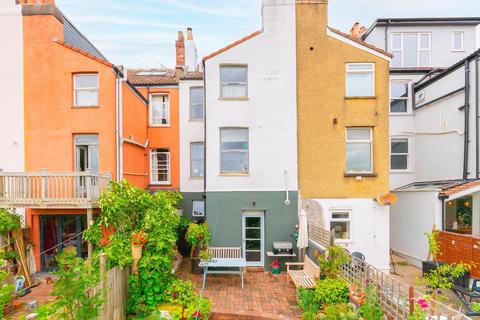 59 Quantock Road, Bristol, BS3 4PQ