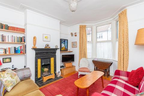 59 Quantock Road, Bristol, BS3 4PQ