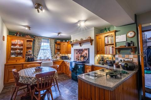 5 bedroom farm house for sale, Quernmore, Lancaster, LA2